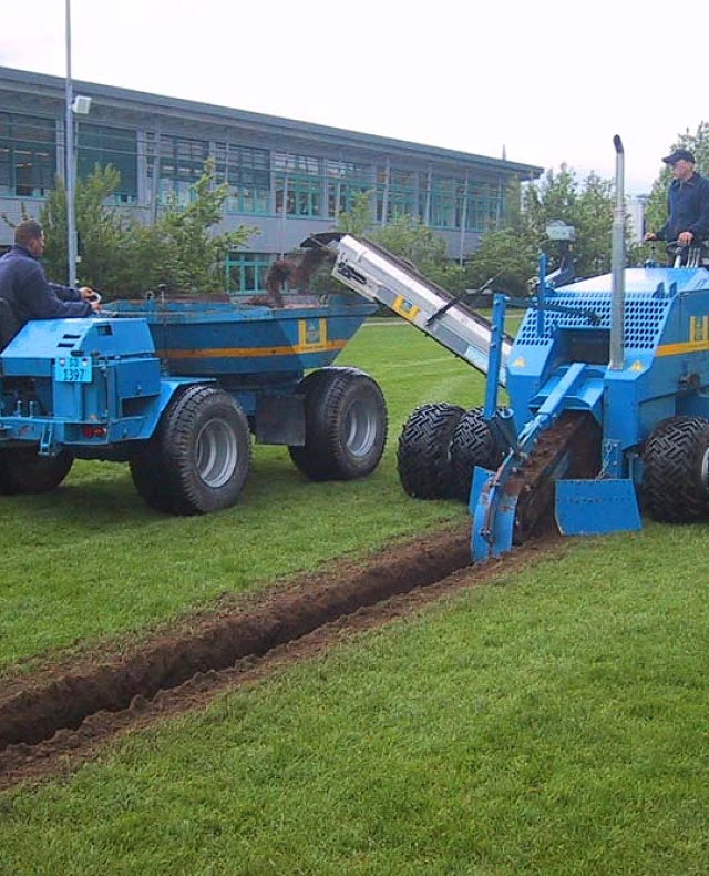 Egger Gartenbau be-entwässerung Sportplätze 3 Egger Gartenbau be-entwässerung Sportplätze 3